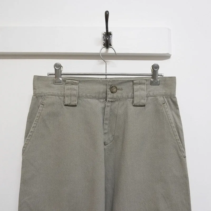 flap pocket cuffed trousers