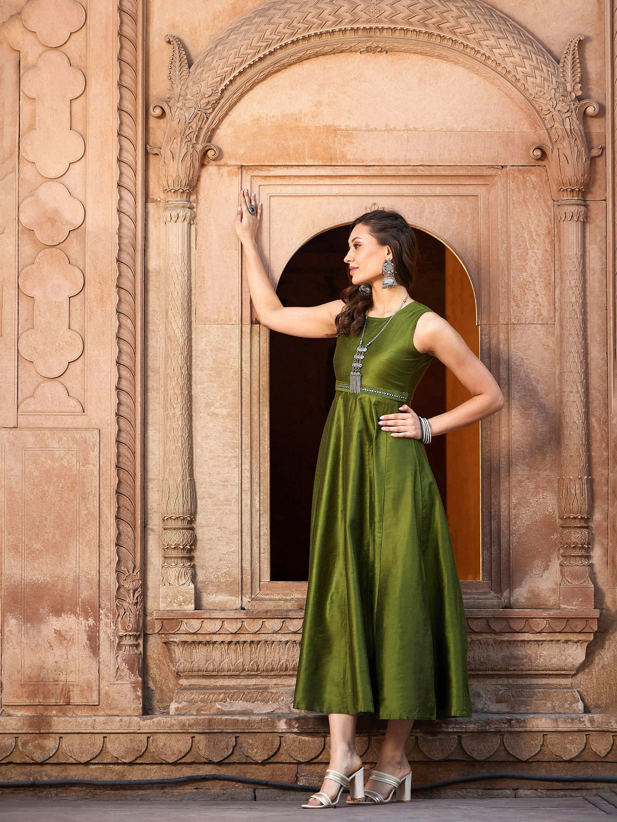Women Olive Mirror Lace Waistband Long Anarkali Kurta